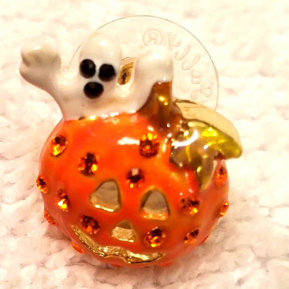 Kirk's Folly Happy Jack Pumpkin Earrings - Picture 8 of 9